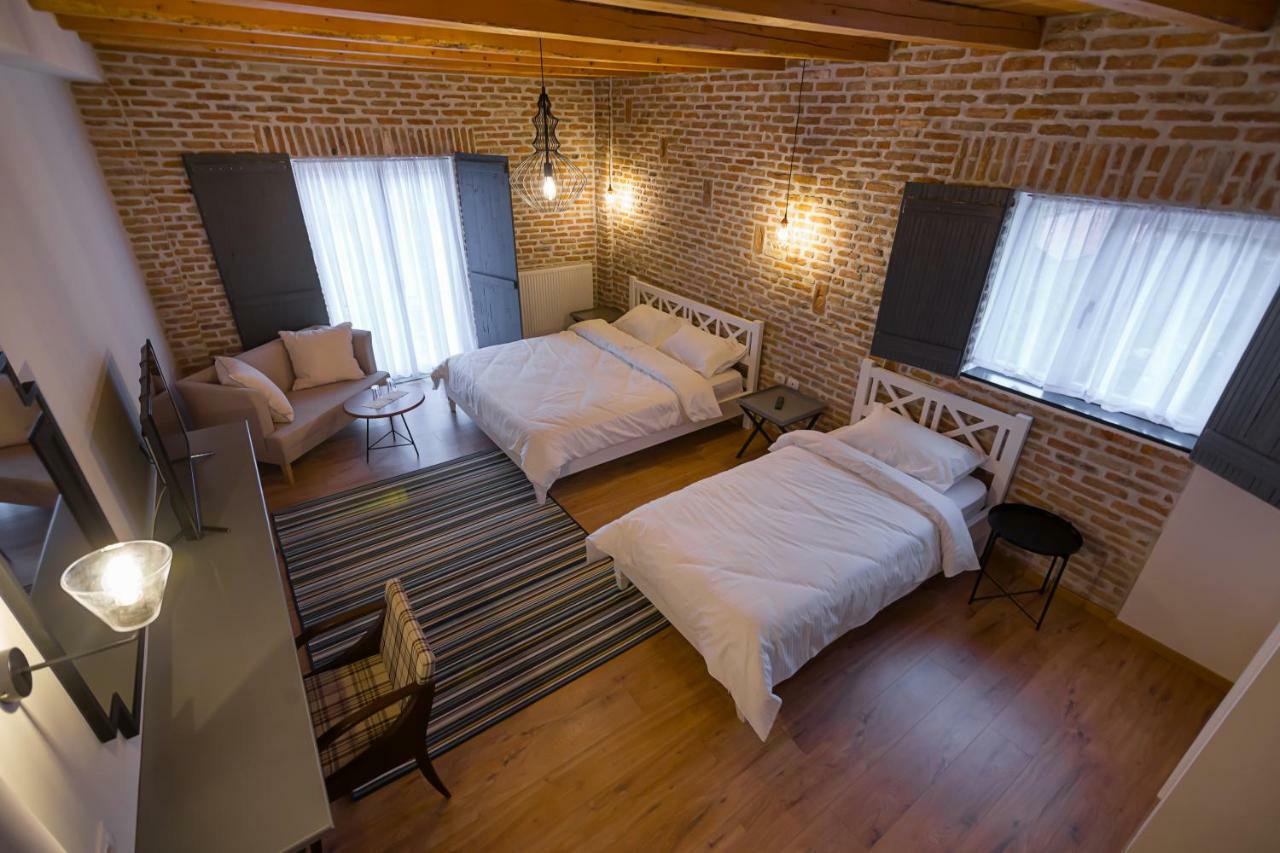 Barba Boutique Hotel Korce Exterior foto