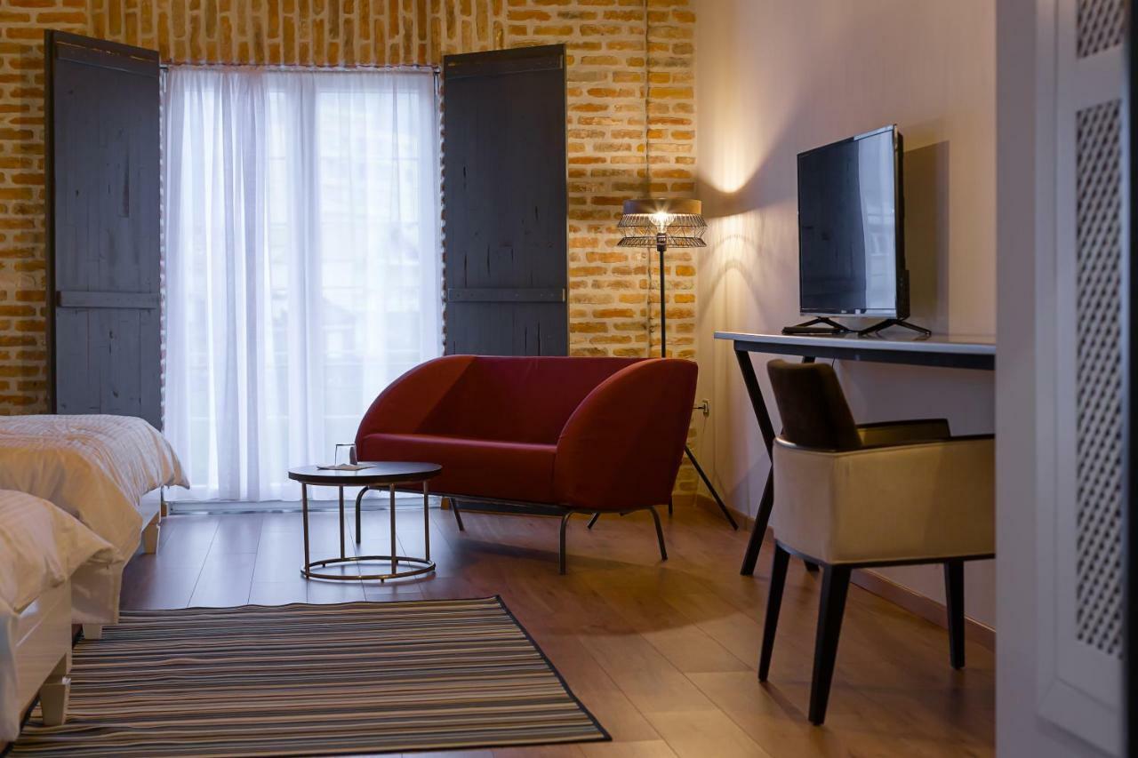 Barba Boutique Hotel Korce Exterior foto