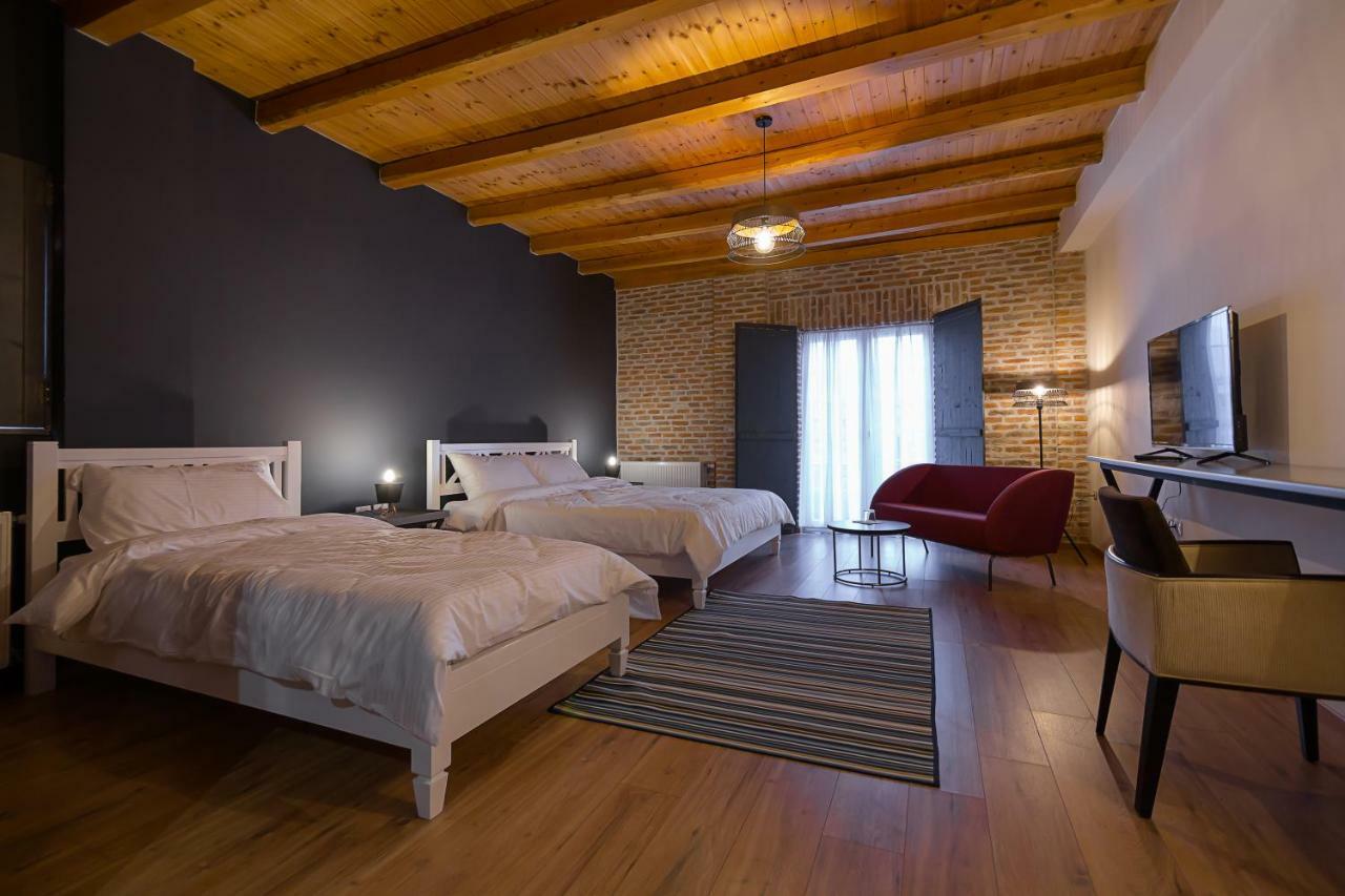 Barba Boutique Hotel Korce Exterior foto