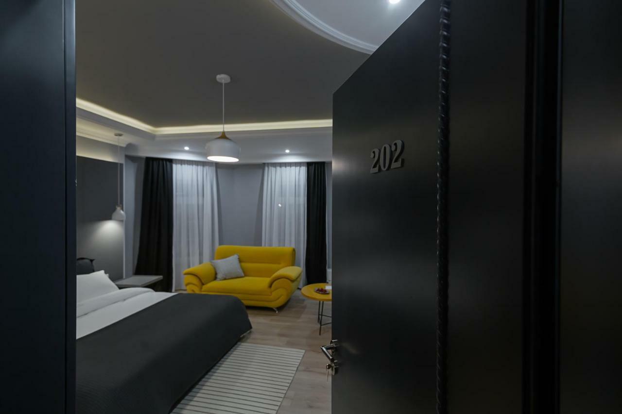Barba Boutique Hotel Korce Exterior foto